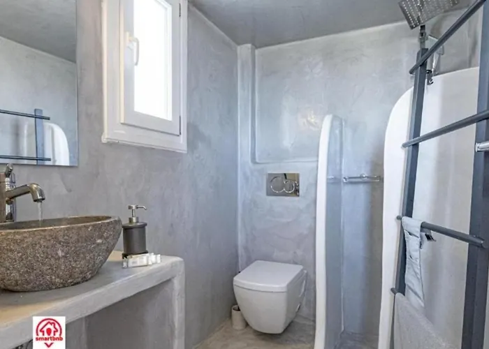 Naya Apartman Megalohóri